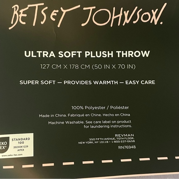 Betsey Johnson Halloween cat purple ultra soft plush throw blanket 50x 70 - Picture 3 of 4